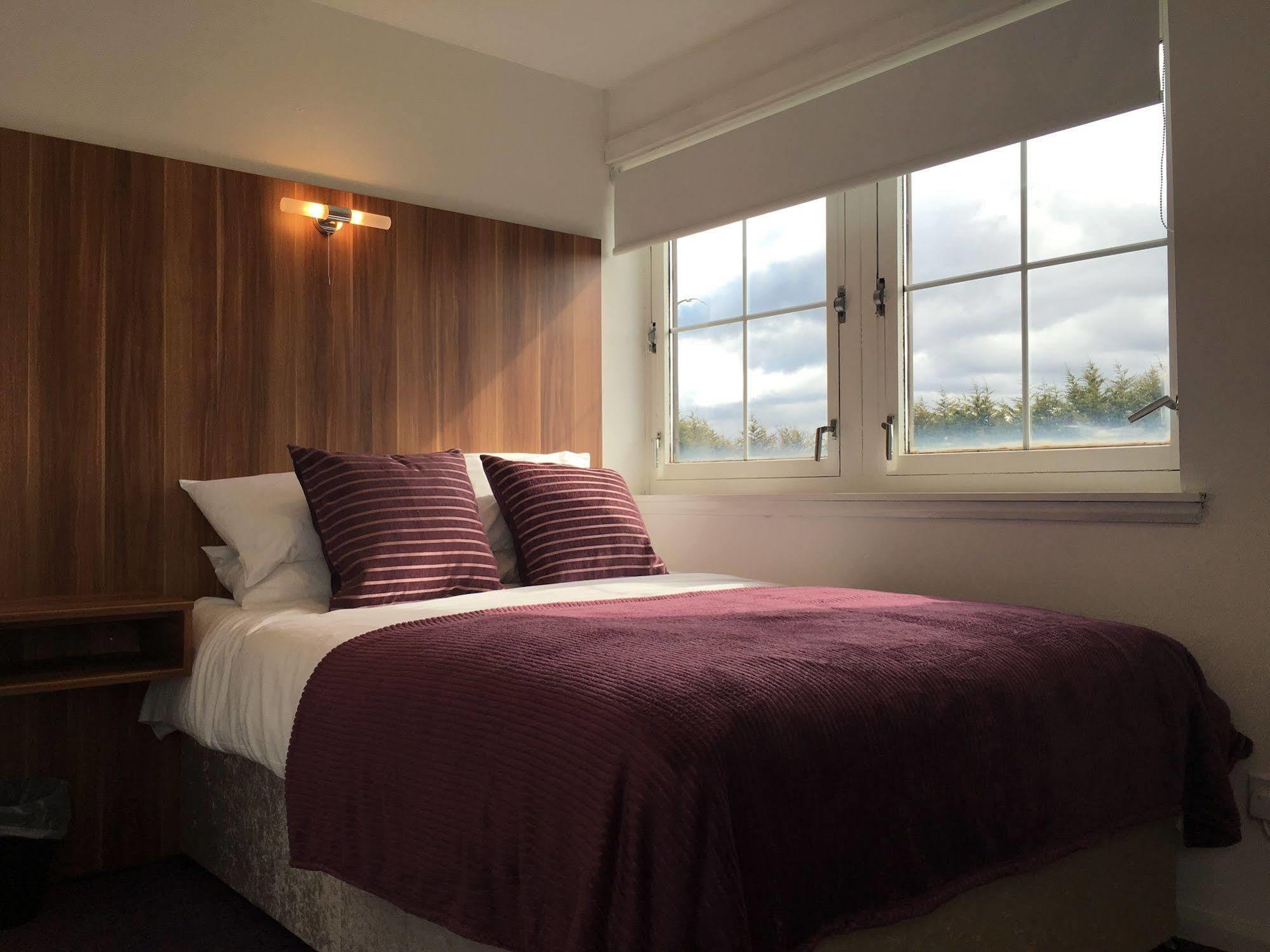 Glasgow Airport Apartments 페이즐리 외부 사진